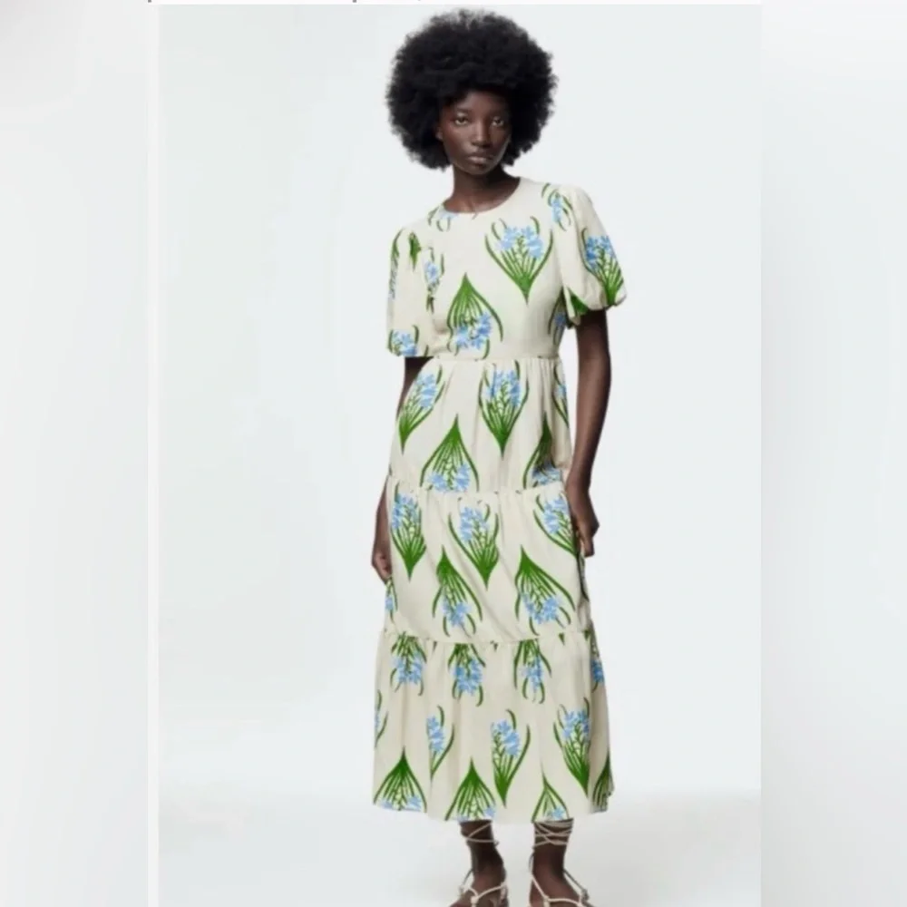 Zara Cream Backless Dress with Green and Blue Floral Design Medium - Picture 4 of 7